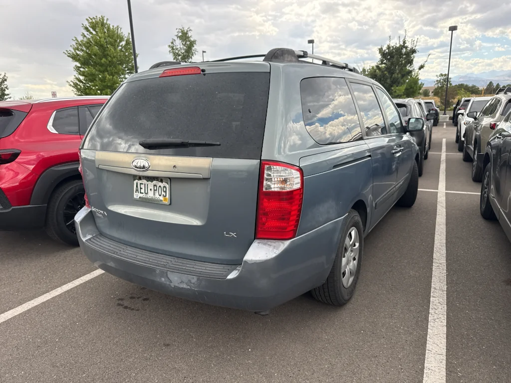 Used 2008 Olive Gray Kia LX image 6