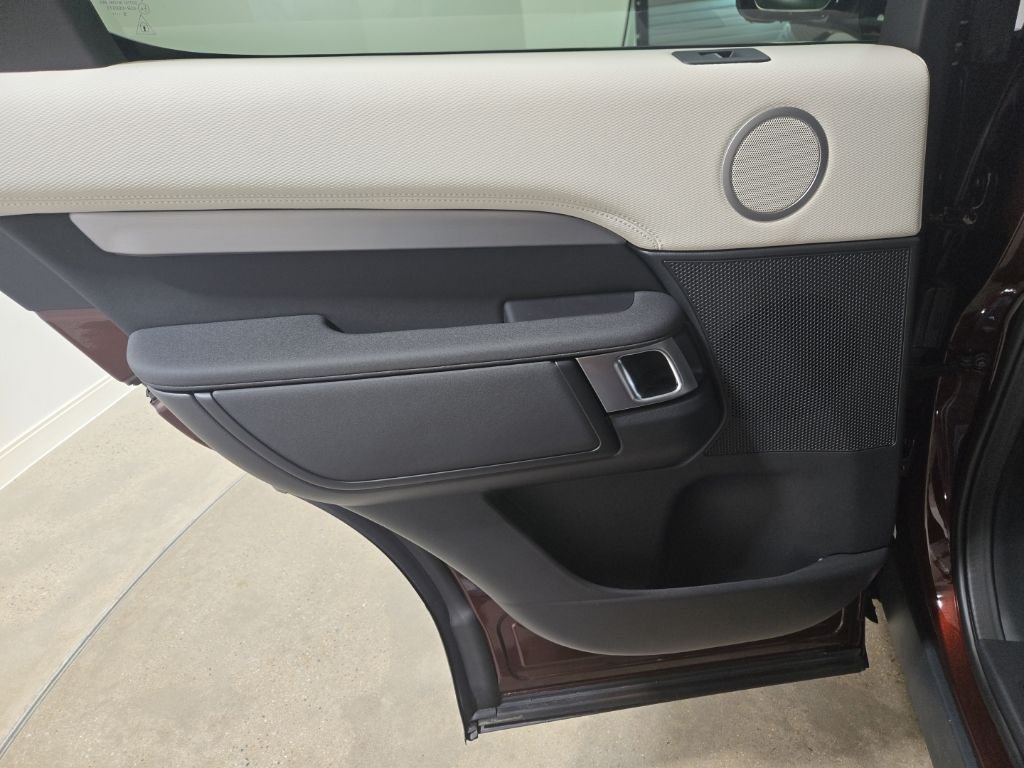 New 2026 Sedona Red Land Rover Gemini Edition image 24