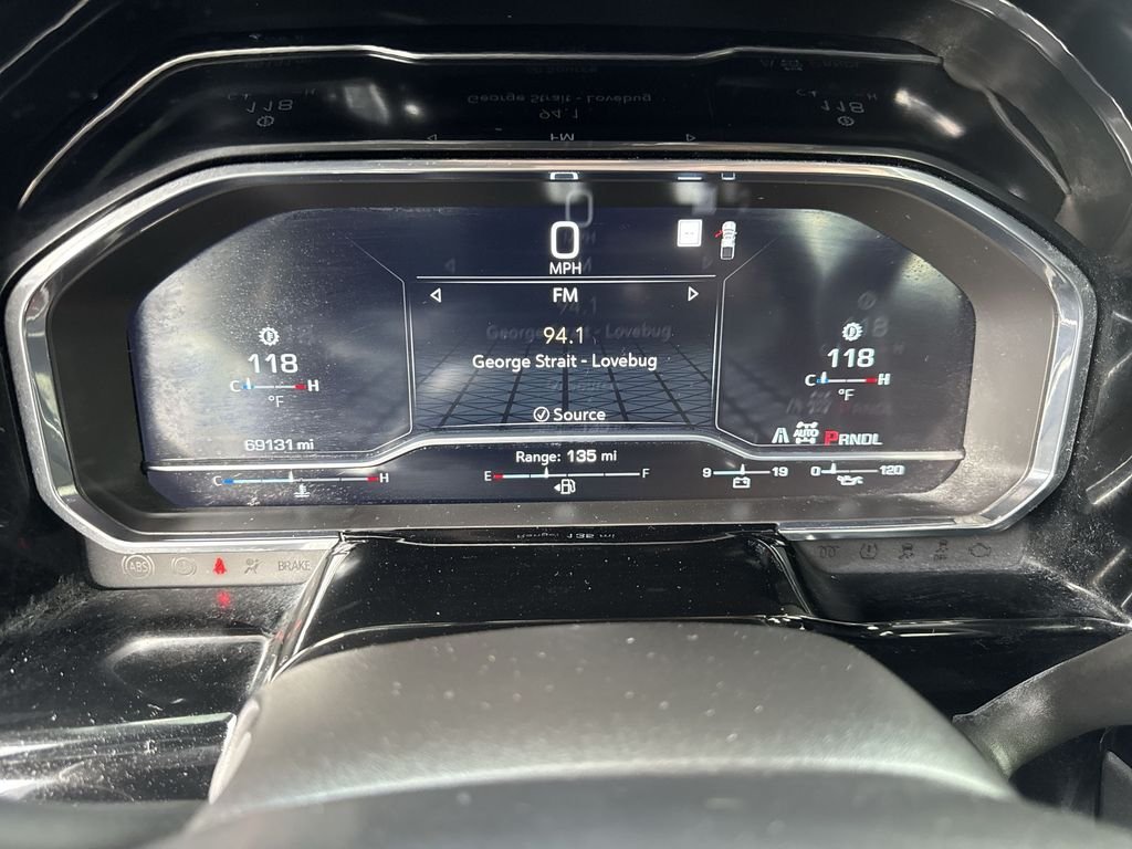 Used 2023 White GMC Elevation image 15