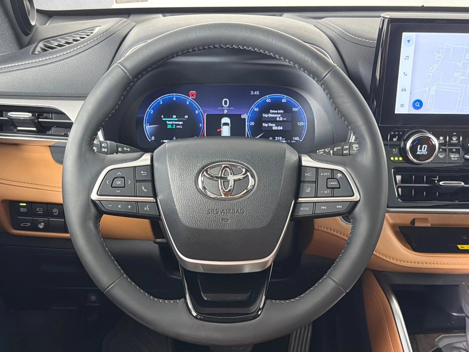 Used 2024 Wind Chill Pearl Toyota Platinum image 26