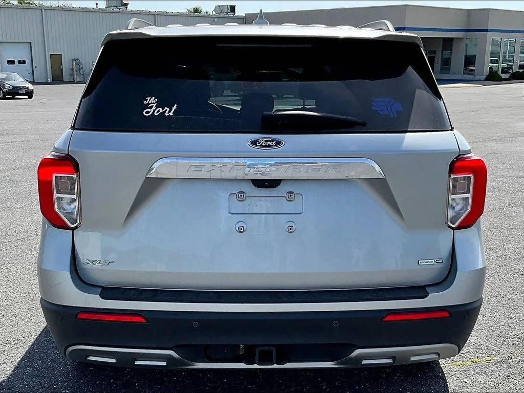 Used 2020 Silver Ford XLT image 5