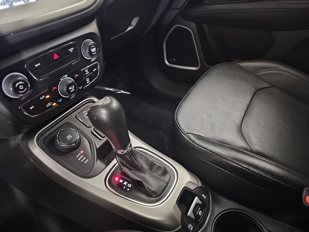 Used 2020 White Jeep High Altitude image 27