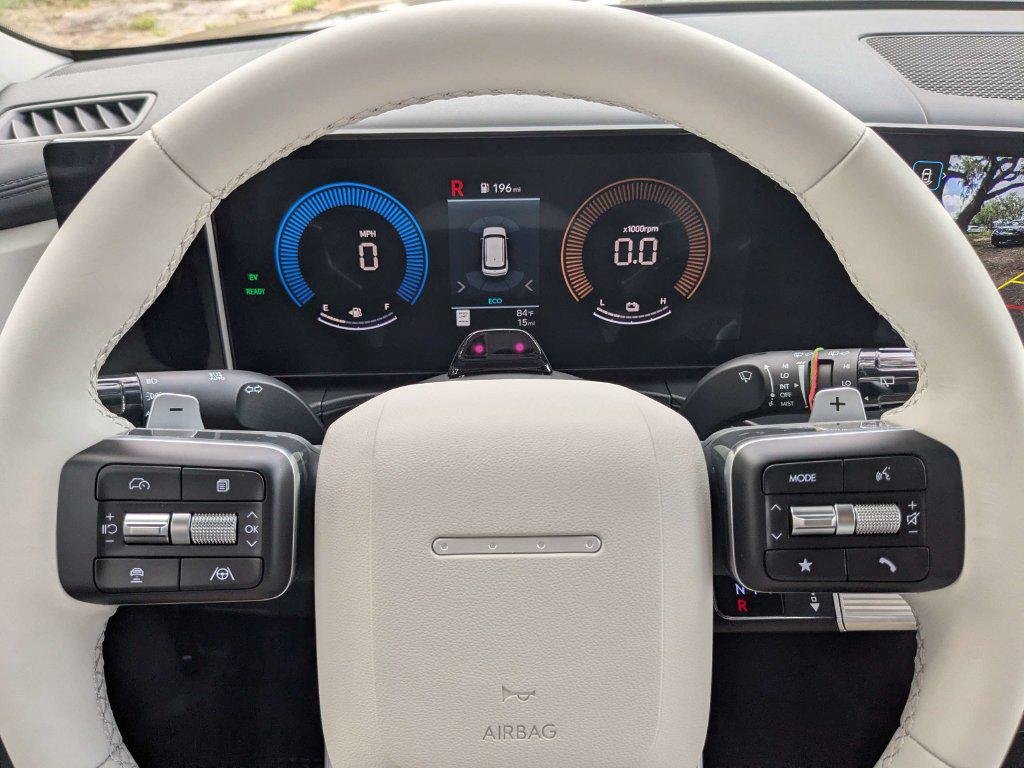 New 2027 Gray Hyundai SEL image 28