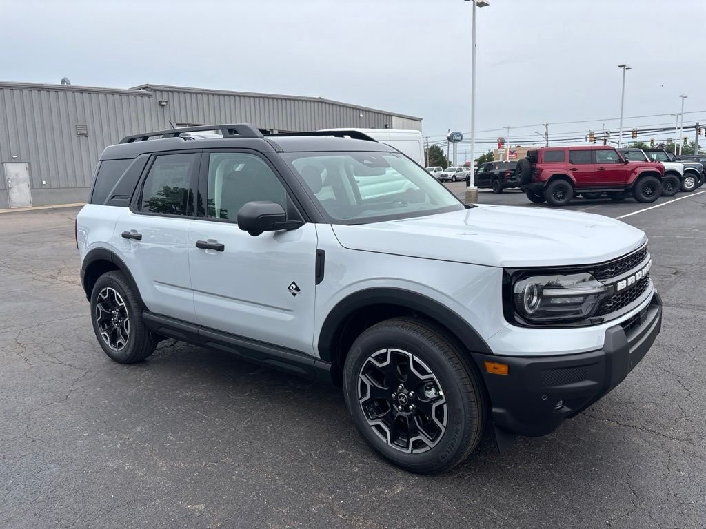 New 2026 White Ford Outer Banks image 7