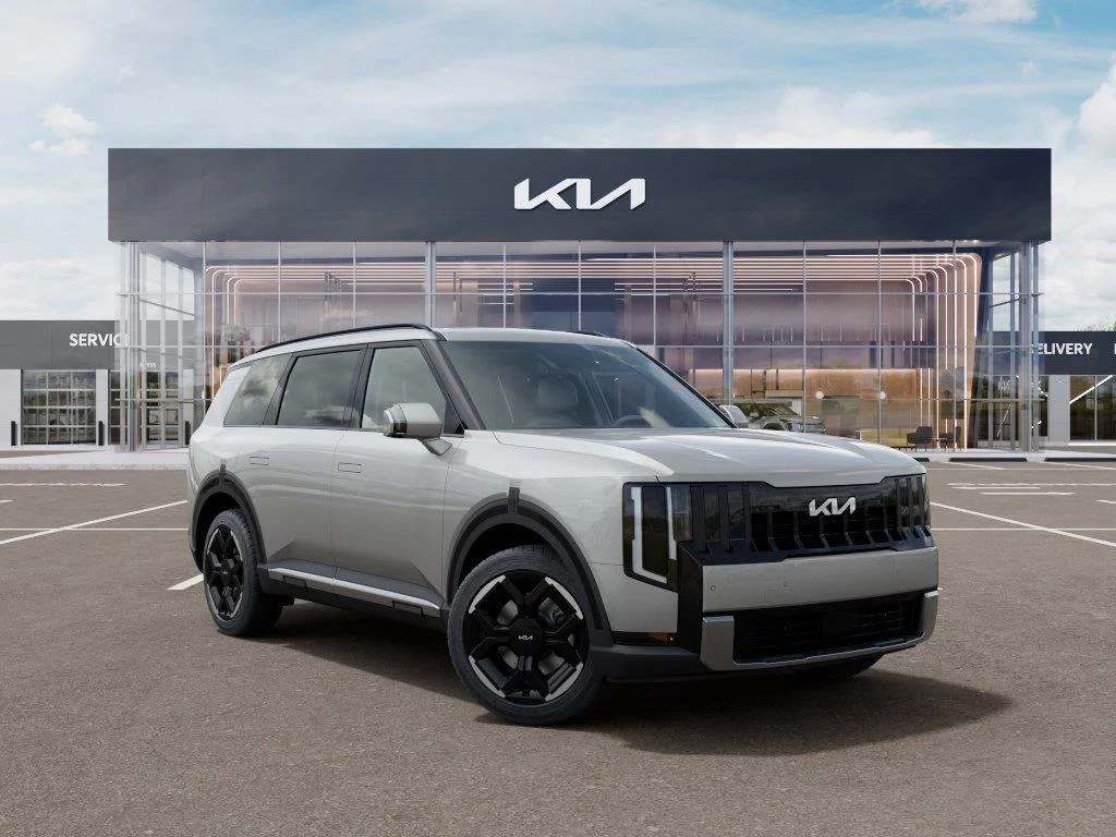 New 2027 Ivory Silver Kia EX image 8