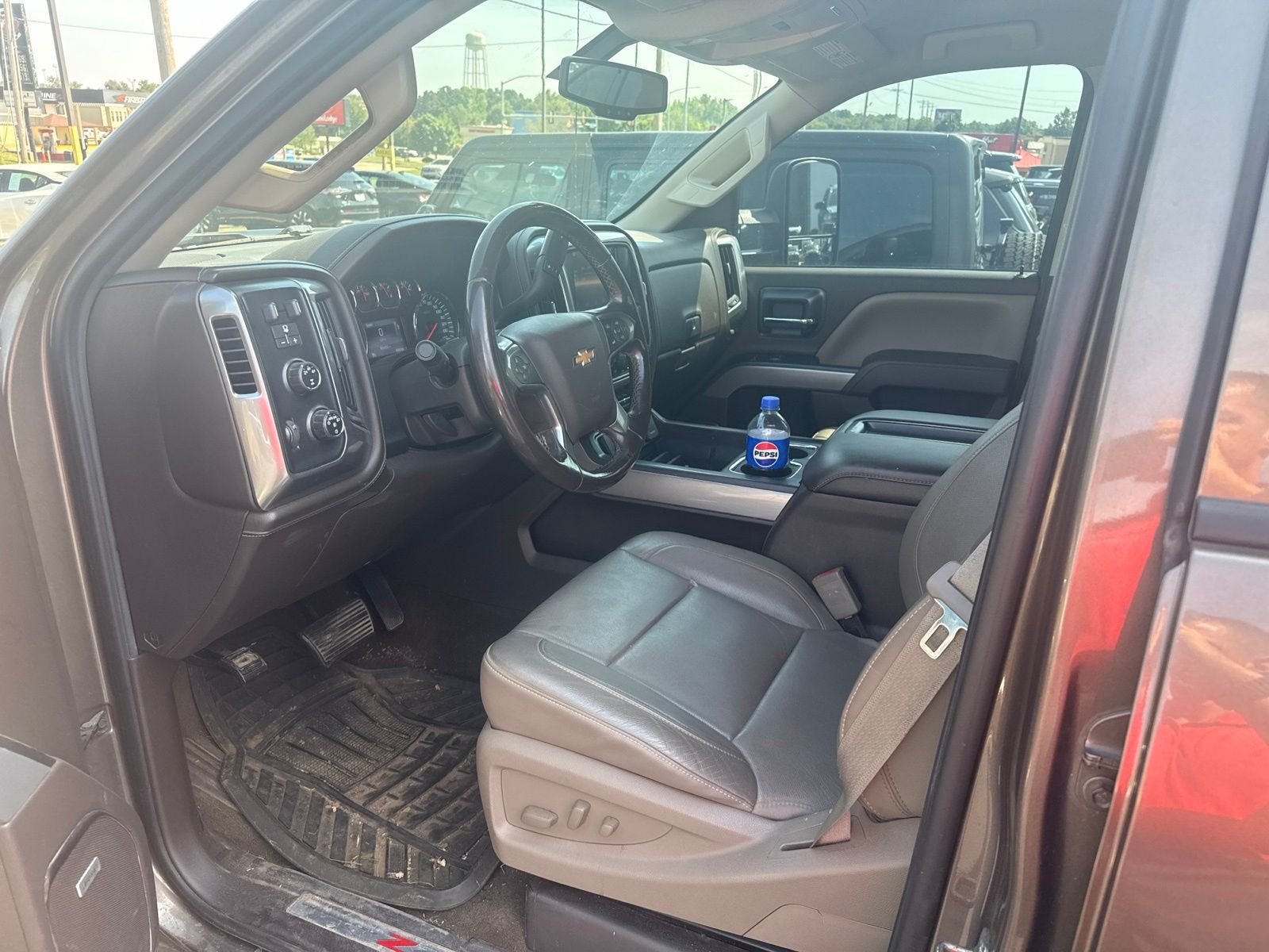 Used 2015 Brown Chevrolet LTZ image 10
