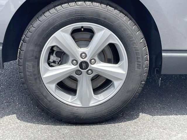 Certified Used 2024 Gray Ford SE image 13