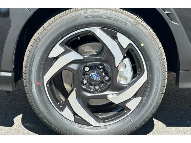 New 2026 CRYSTAL BLACK SILICA Subaru Limited Hybrid image 50