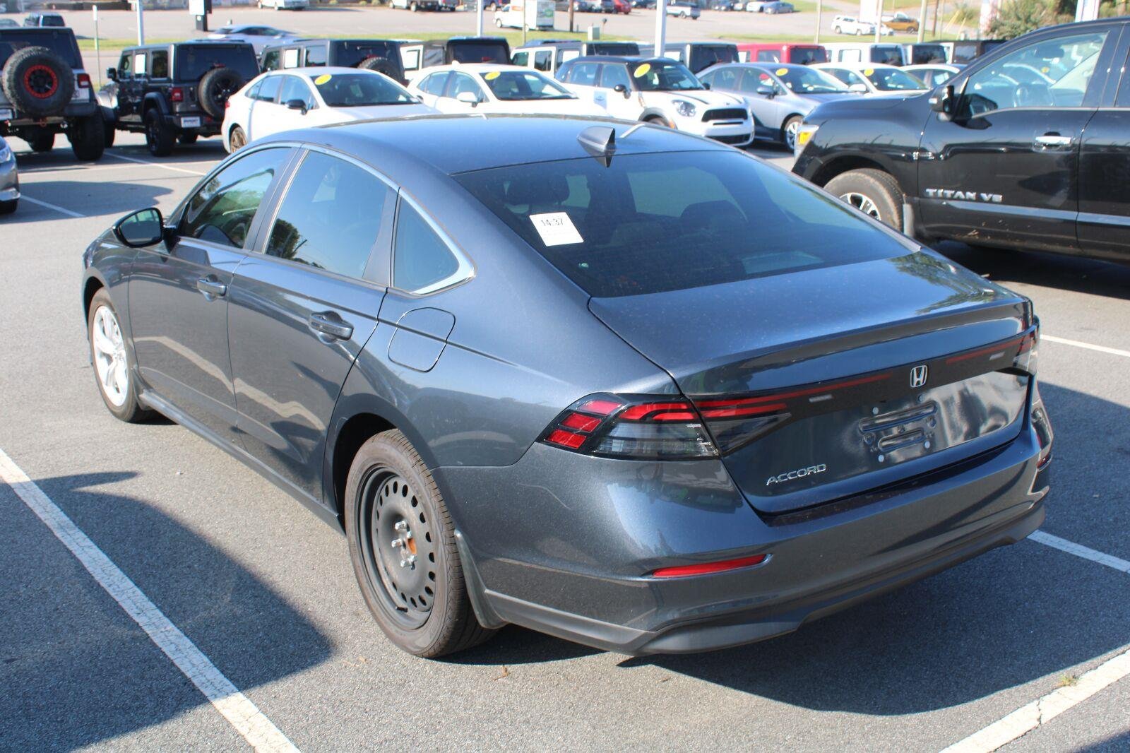 Used 2024 Meteorite Gray Metallic Honda LX image 8
