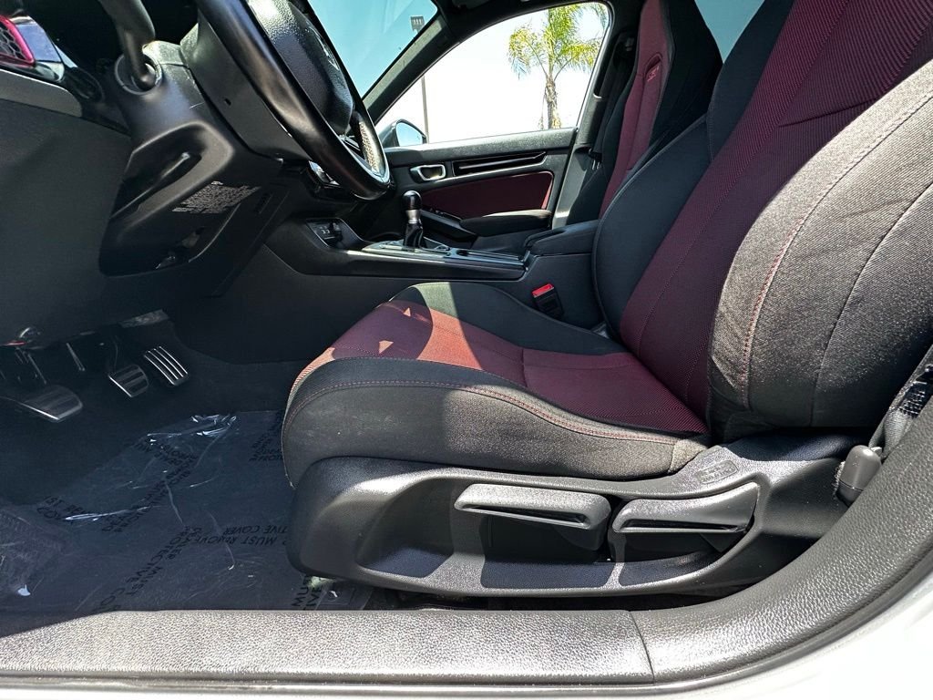 Used 2024  Honda Base image 11