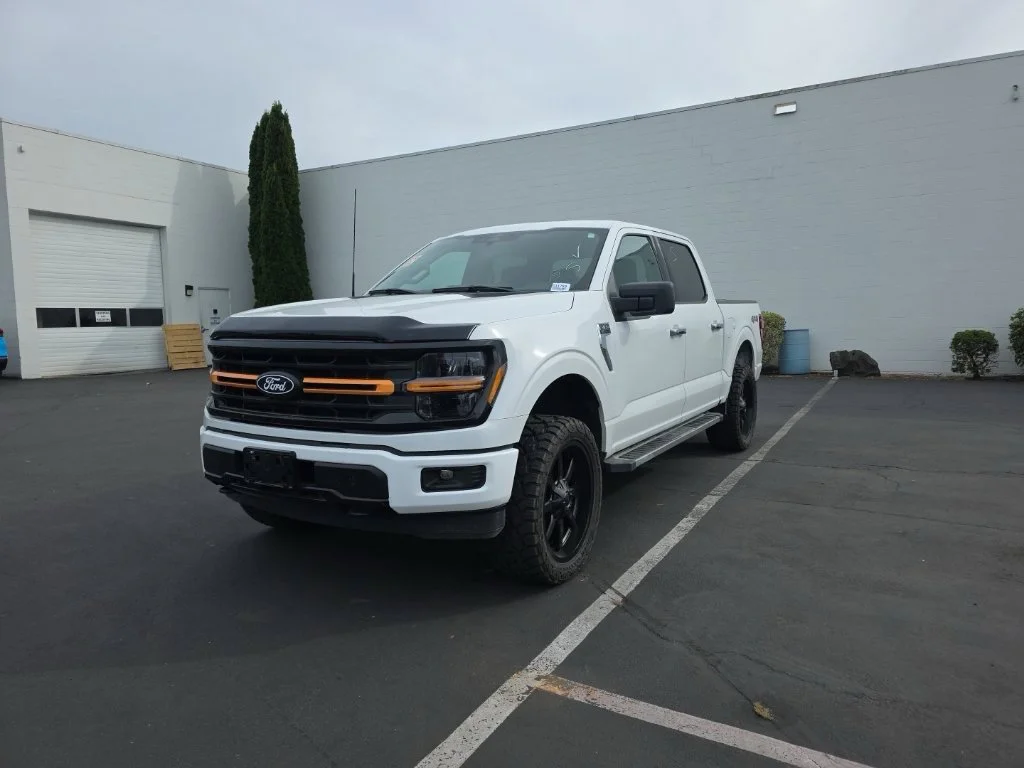 Used 2025  Ford XLT image 8
