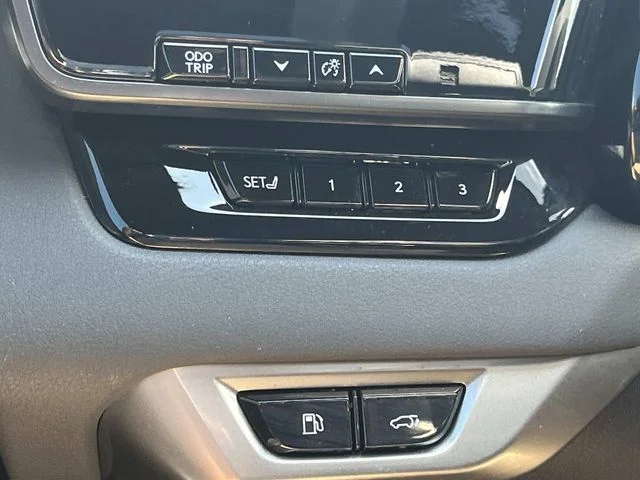 Certified Used 2023 IRIDIUM Lexus 350 Luxury image 32