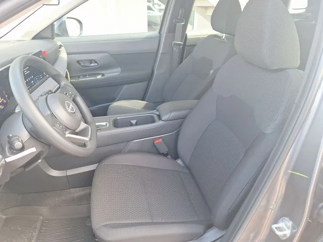 New 2026 Gray Nissan S image 9