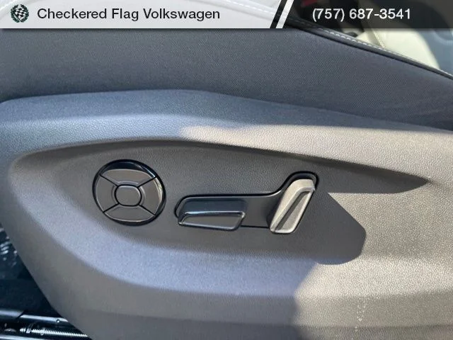 New 2026 White Volkswagen 2.0T SE image 26