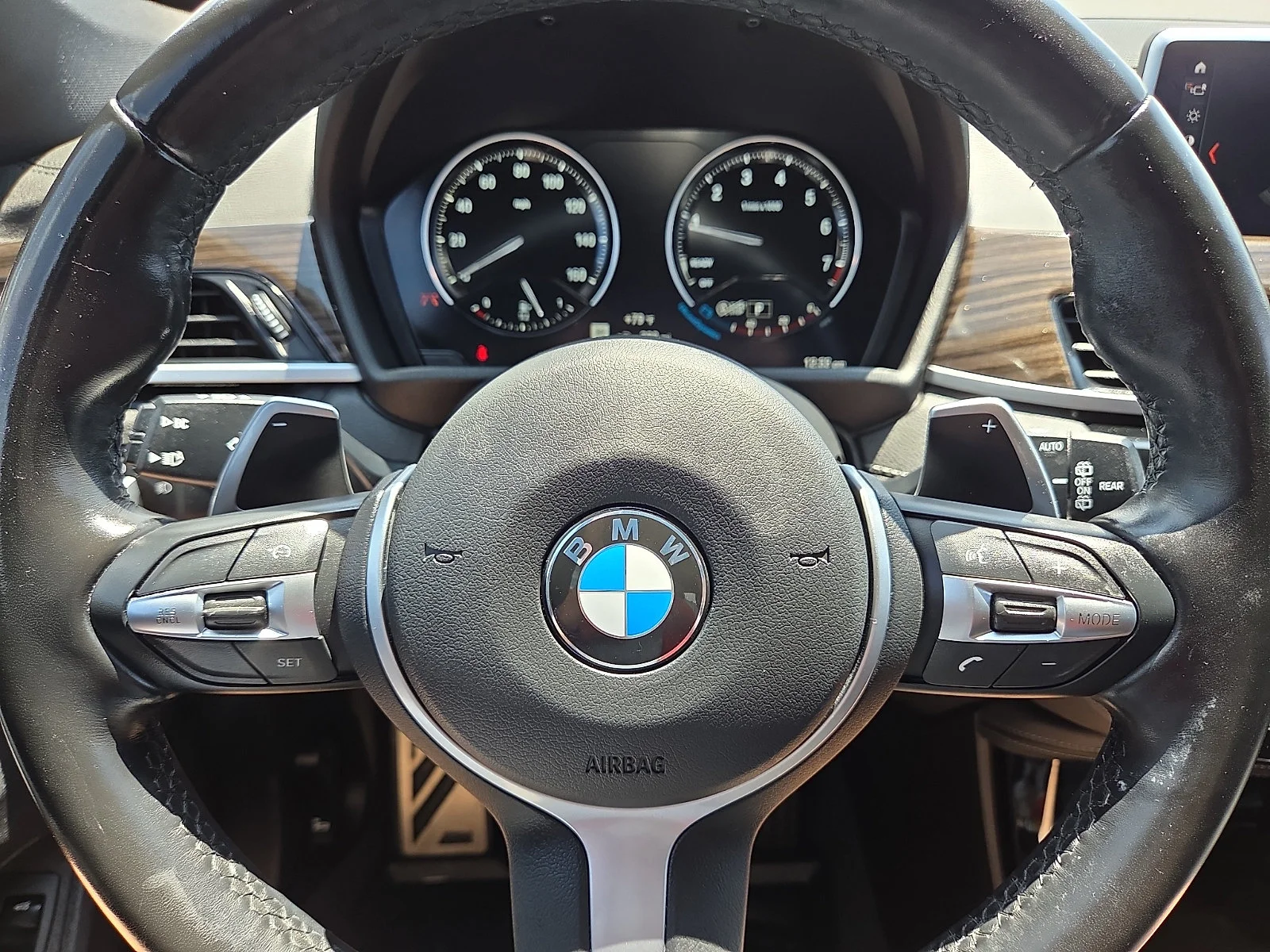 Used 2022 Mineral Grey Metallic BMW xDrive28i image 24
