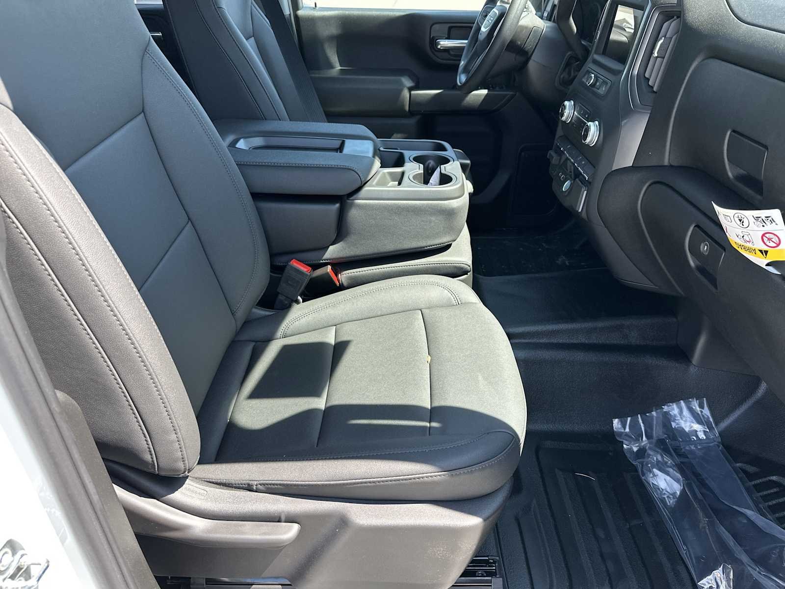 2025 GMC Sierra 3500HD Pro - Photo 12