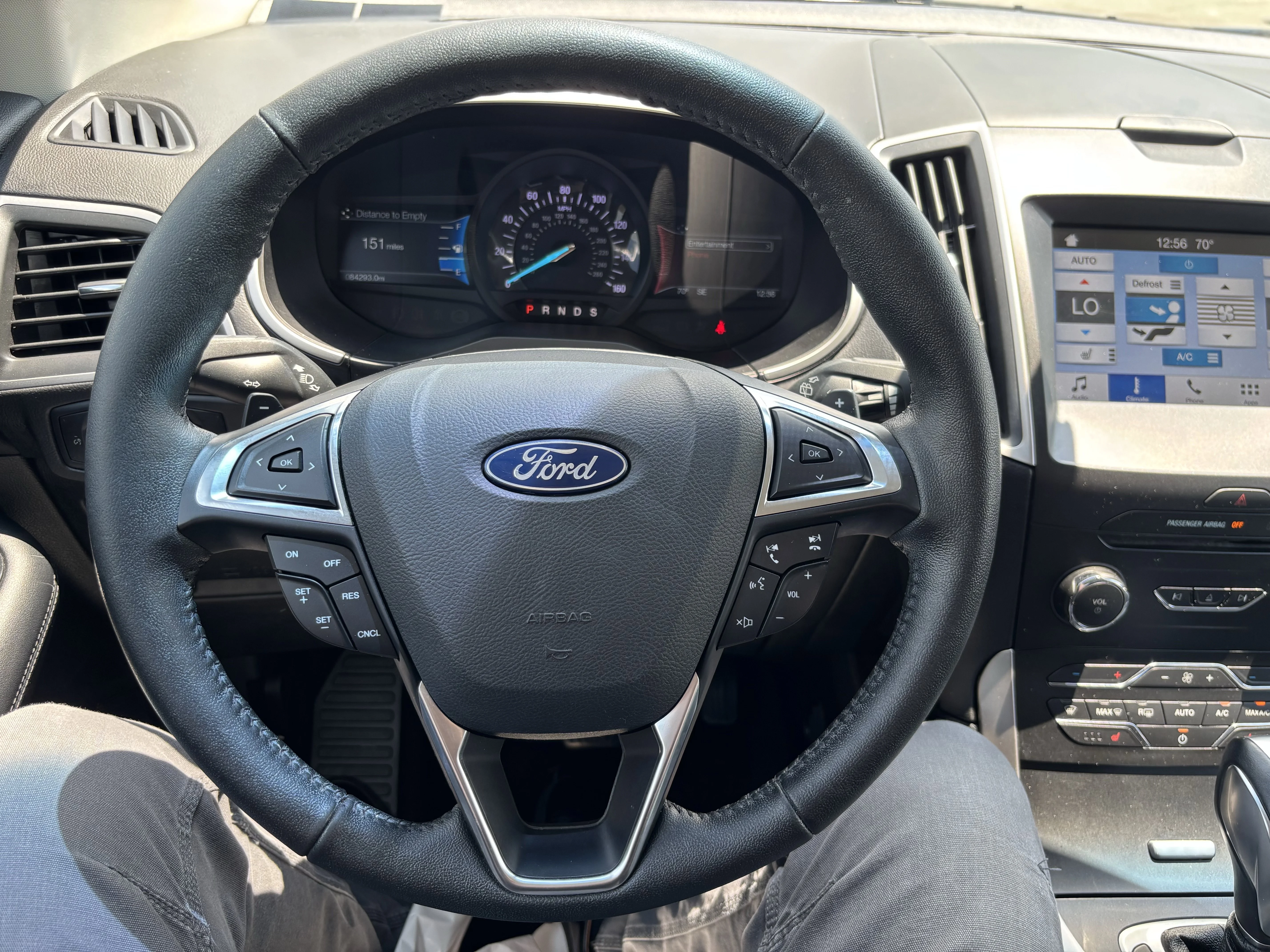 Used 2018 Shadow Black Ford SEL image 16