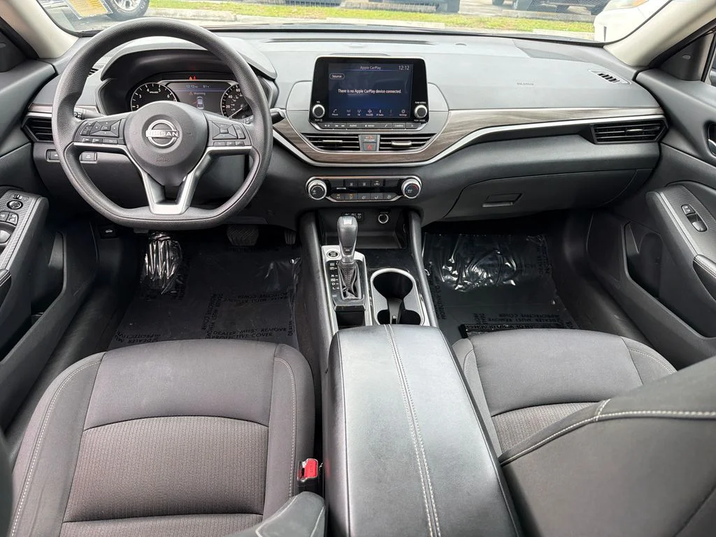 2024 Nissan Altima SV - Photo 14