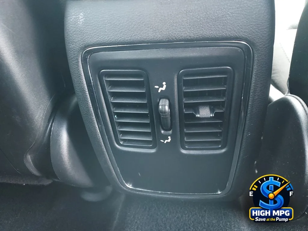 Used 2021 Black Jeep Laredo E image 25