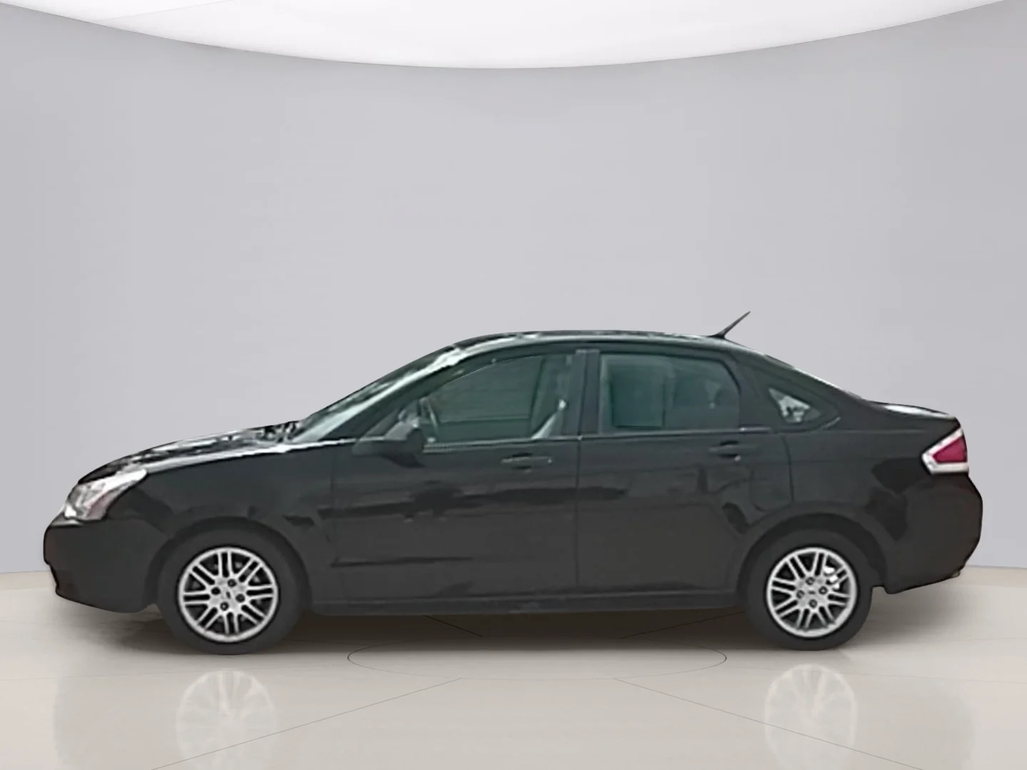 Used 2010 Black Ford SE image 2