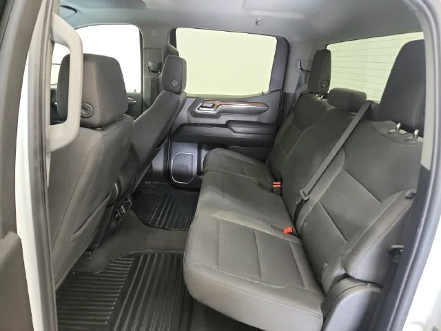 Used 2023 White Chevrolet LT image 20