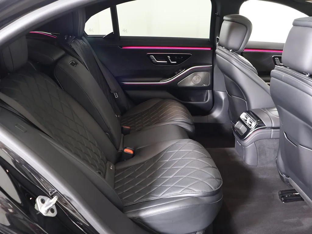Used 2021 Black Mercedes-Benz S 580 image 38