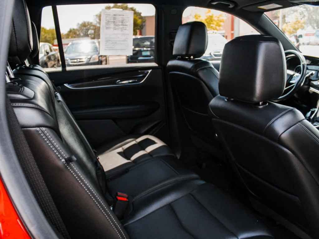 Used 2021  Cadillac Sport image 28