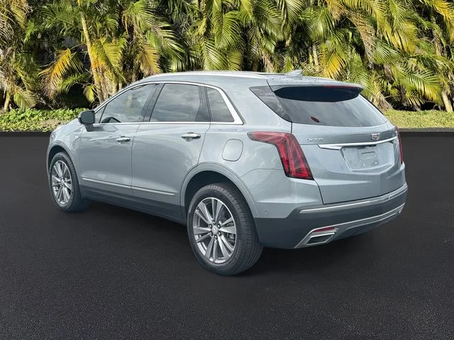 Used 2025 Silver Cadillac Premium Luxury image 7
