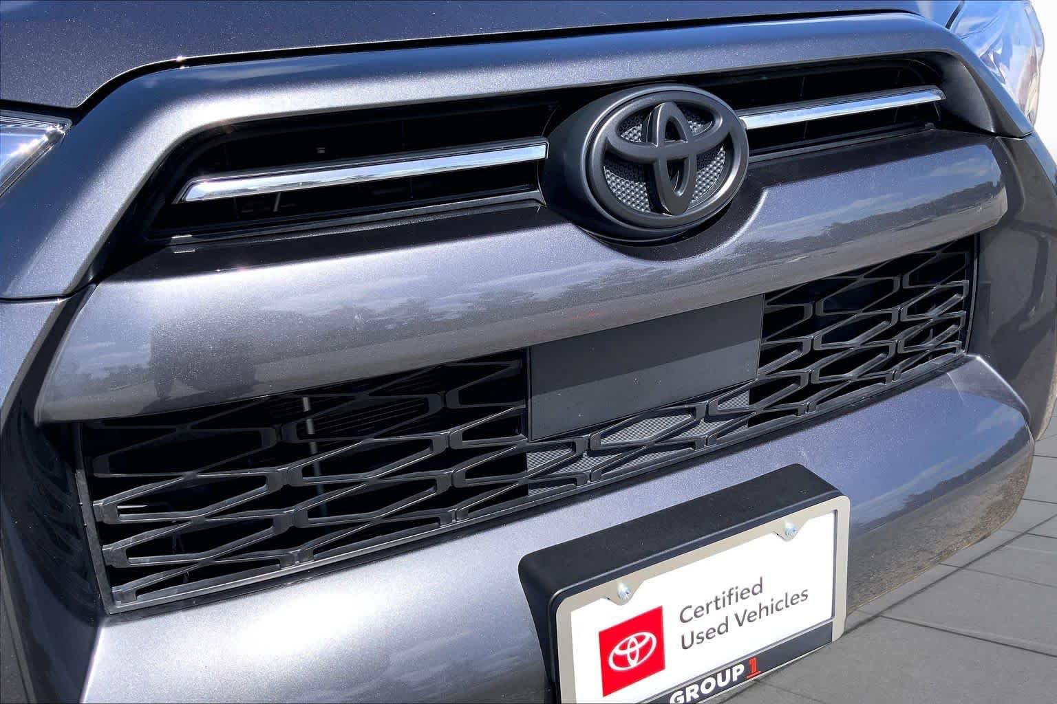 Used 2023 Magnetic Gray Metallic Toyota SR5 Premium image 29