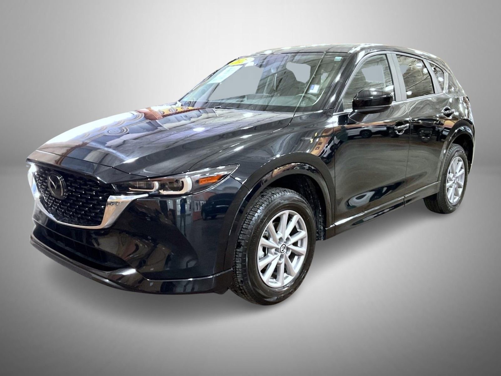 2025 Mazda CX-5 S Preferred package Auto AWD's photo