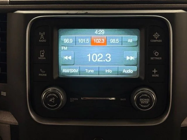 Used 2019 White Ram Express image 21