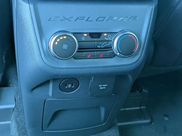 New 2026 Rapid Red Metallic Tinted Clearcoat Ford Platinum image 56