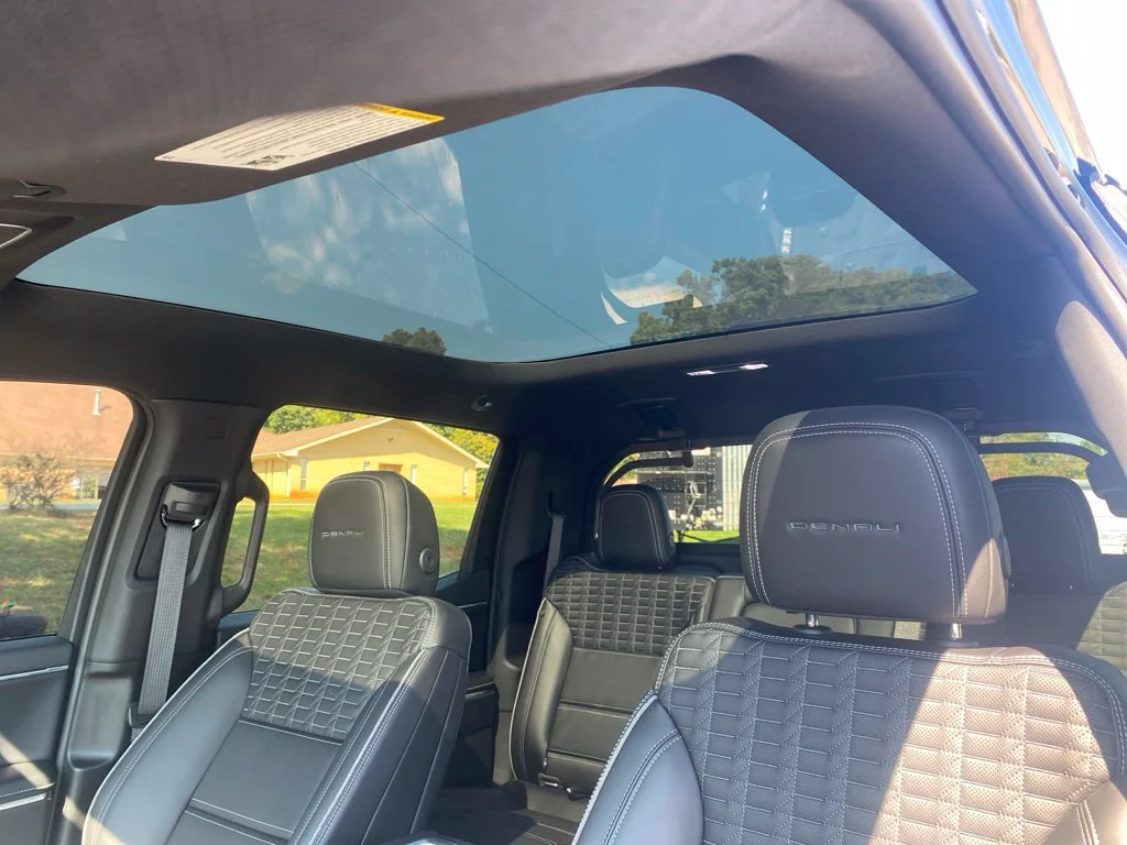 Used 2025 Onyx Black GMC Max Range Denali image 31