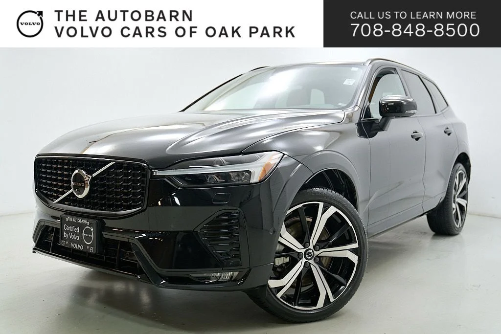 2023 Volvo XC60 B6 Ultimate Dark Theme AWD's photo