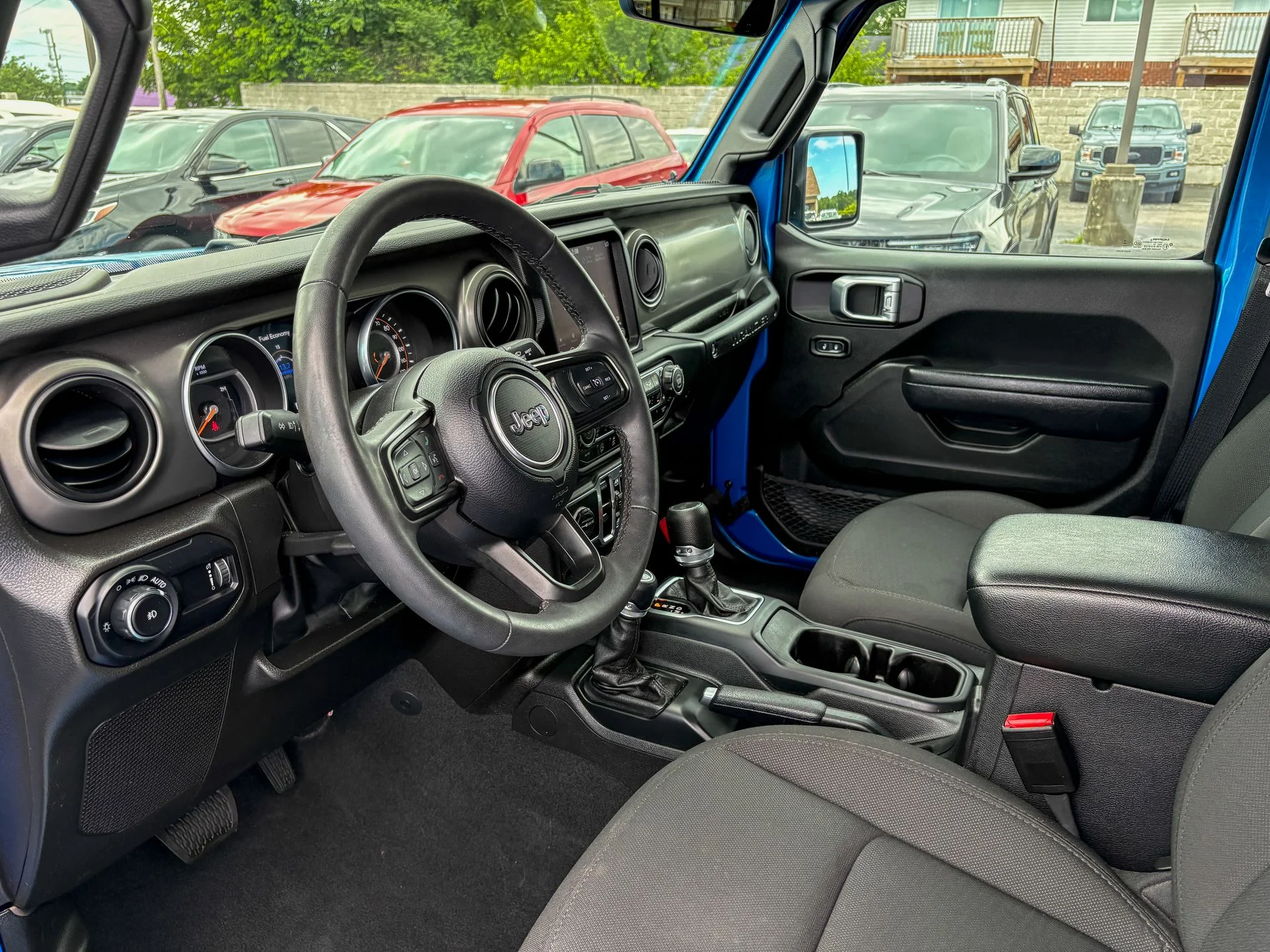 Used 2023 Blue Jeep High Tide image 2