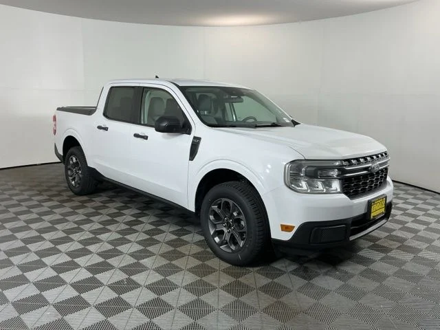 Used 2022 White Ford XLT image 3