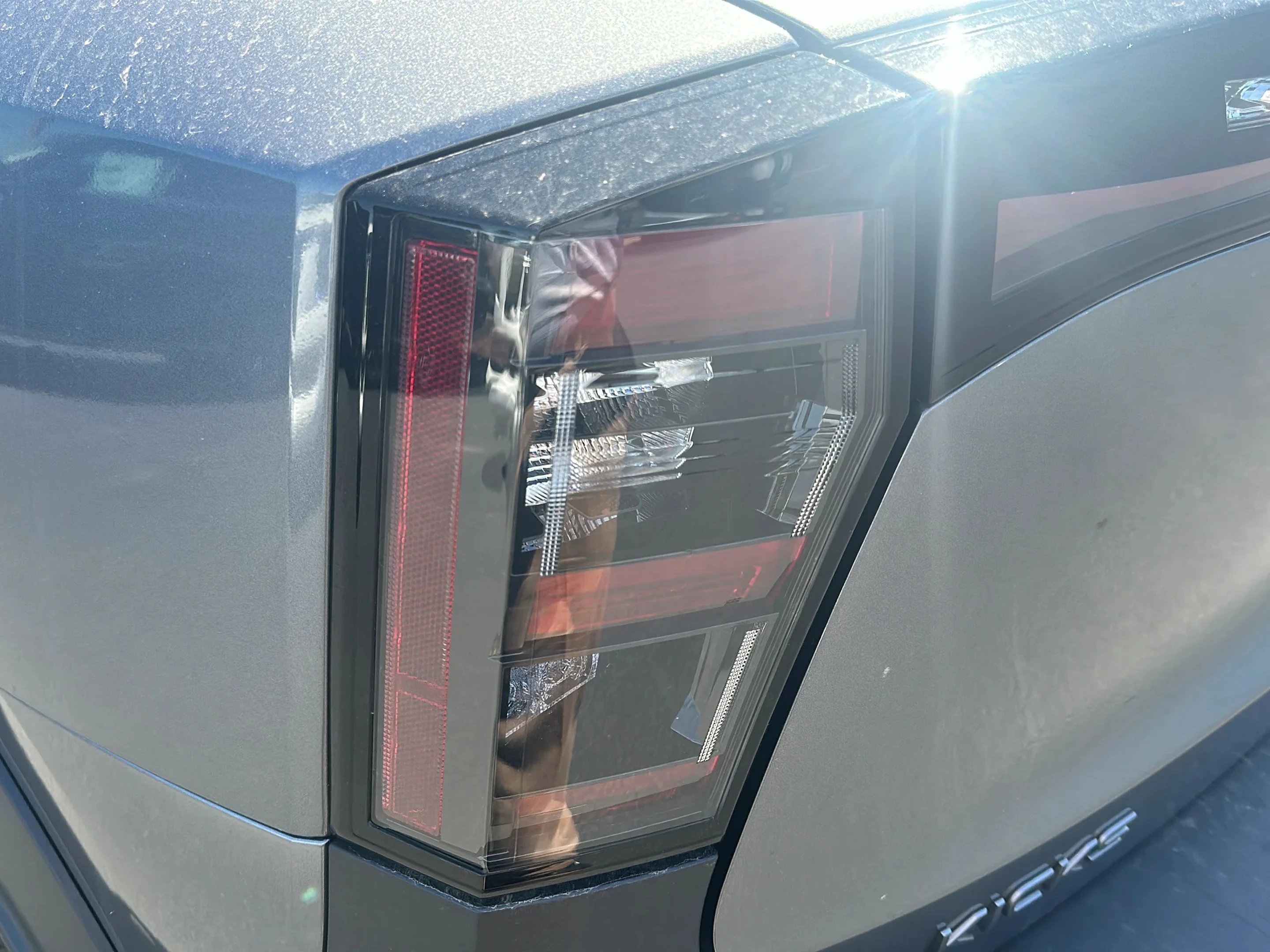New 2026 Gun Metallic / Scarlet Ember Tintcoat Two-tone Nissan SR image 14