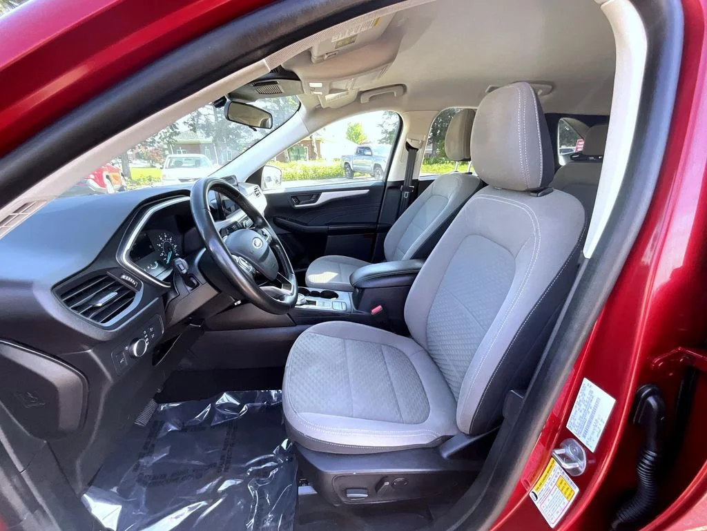 2022 Ford Escape SE - Photo 10