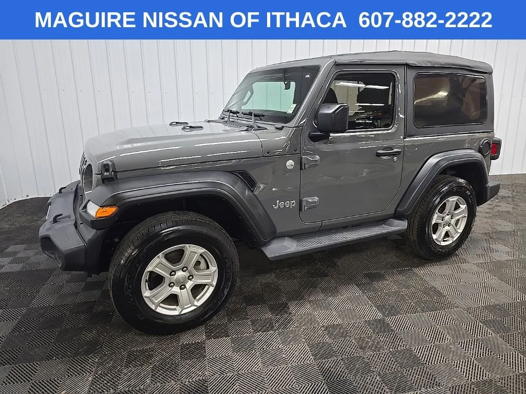 Used 2019 Gray Jeep Sport S image 6