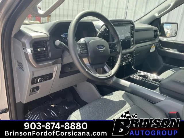 New 2026 Iconic Silver Metallic Ford XLT image 31