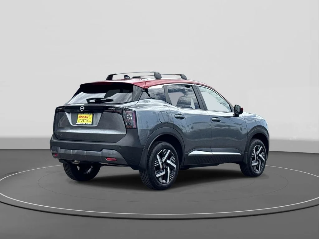 New 2026 Gun Metallic/Scarlet Ember Tintcoat Nissan SV image 7