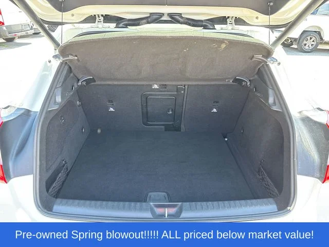 Used 2017  Mercedes-Benz GLA 250 image 16