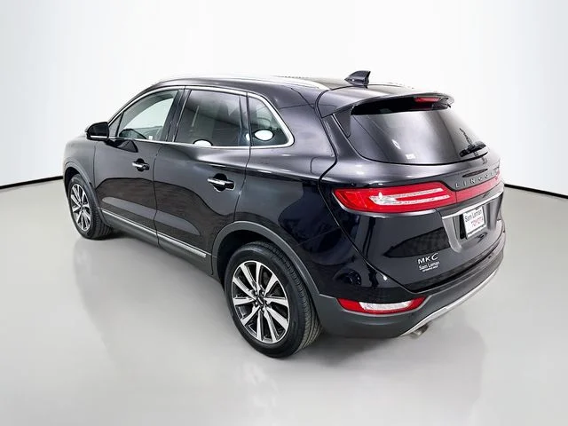 Used 2019 Black Lincoln Reserve image 5