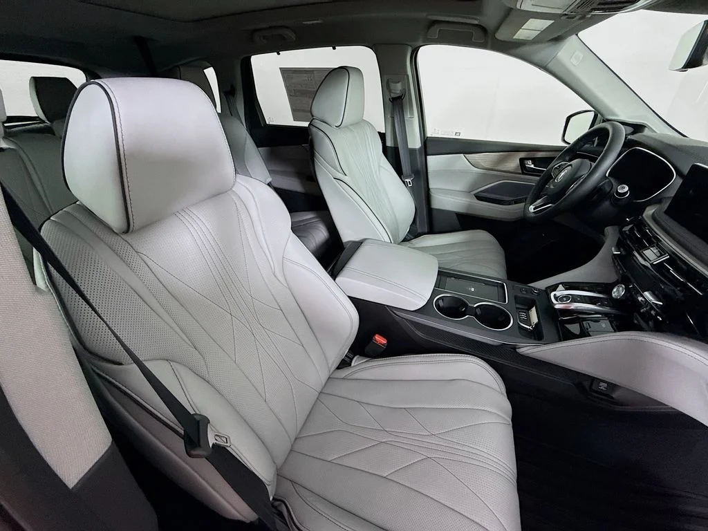 New 2026 Solar Silver Metallic Acura Advance Package image 28