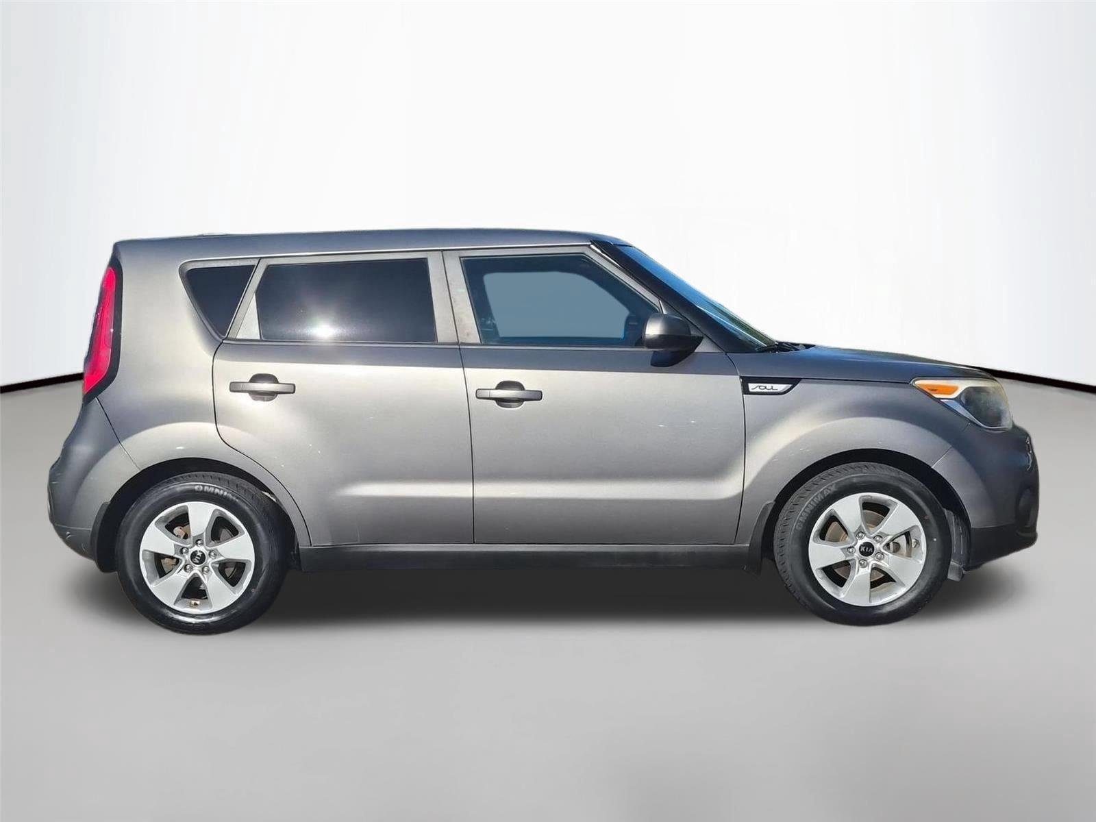 Used 2018 Titanium Gray Kia Base image 6