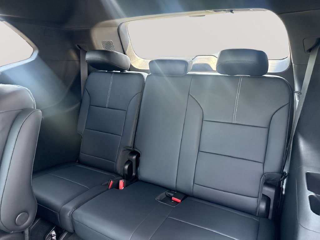 New 2027 Sterling Metallic GMC Elevation image 30
