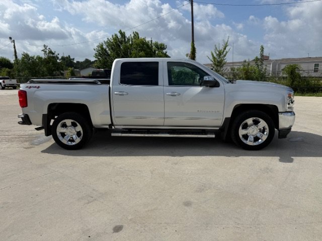 Used 2017 Silver Ice Metallic Chevrolet LTZ image 6
