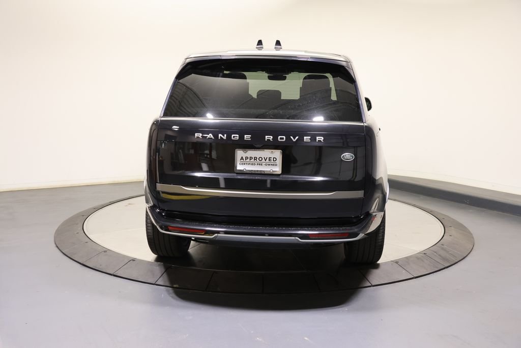 Certified Used 2023 Santorini Black Metallic Land Rover SE image 4