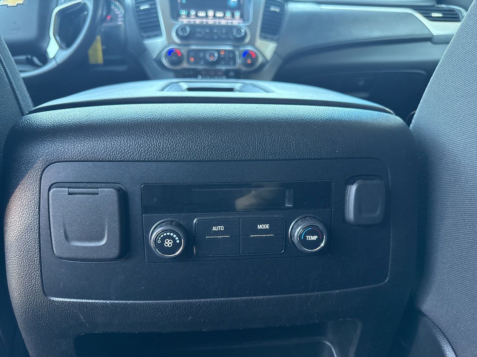 2019 Chevrolet Tahoe LS - Photo 18