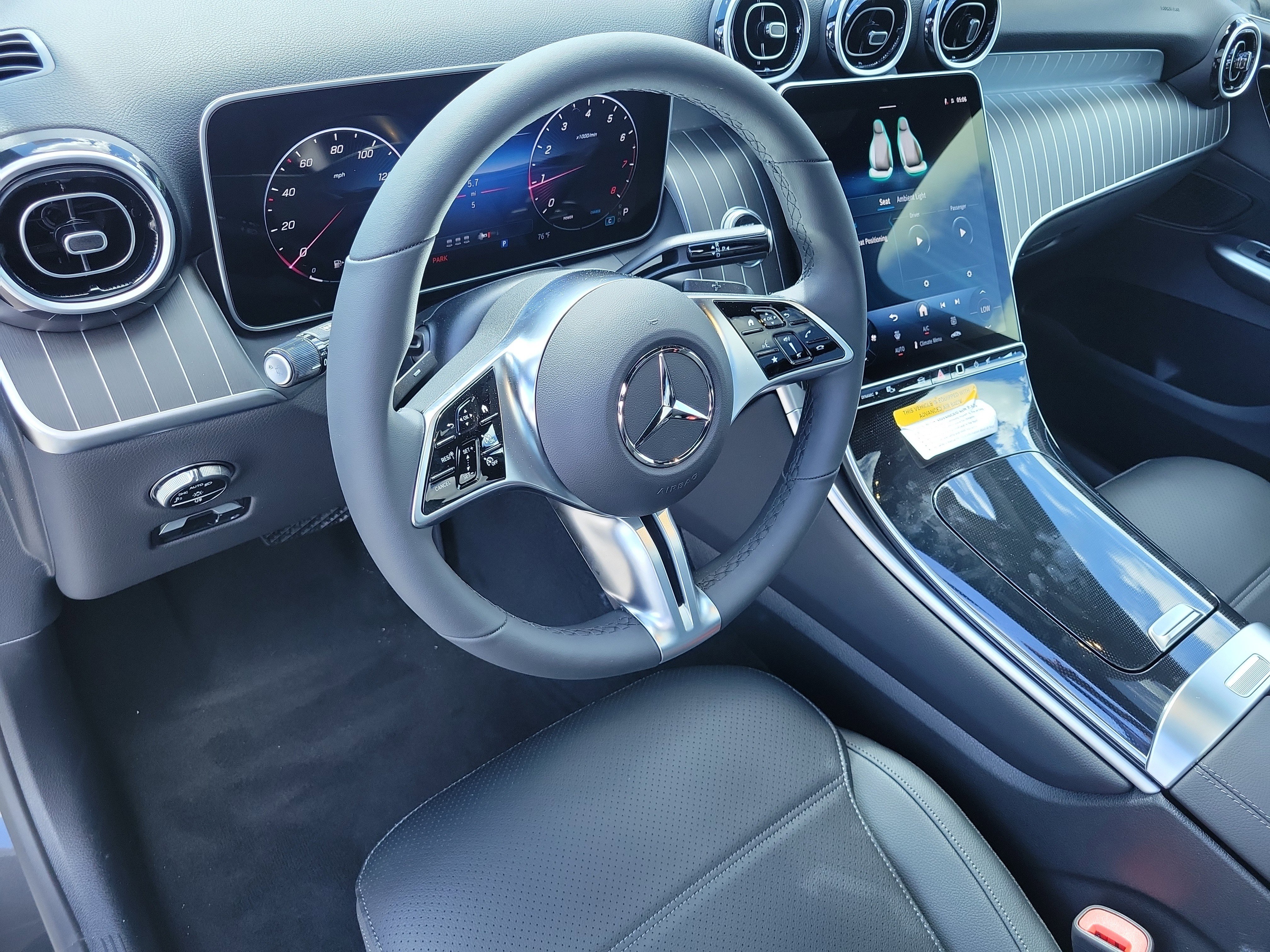 New 2026 Graphite Grey Metallic Mercedes-Benz GLC 300 image 22